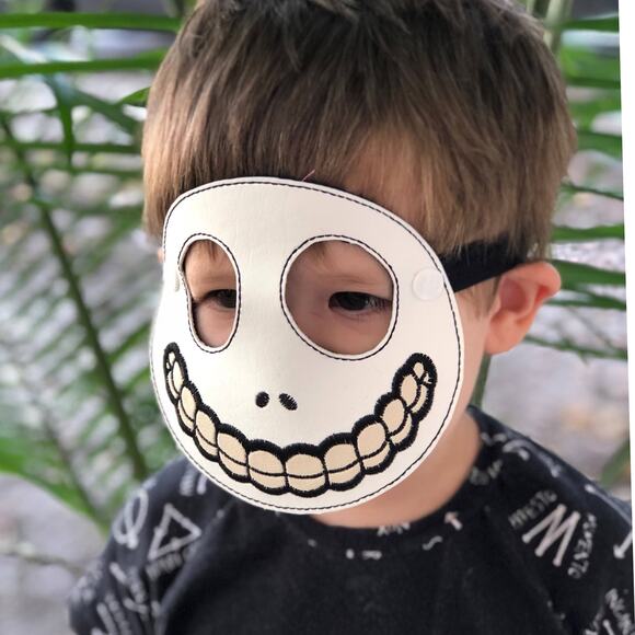 Nightmare Halloween Mask Set Vinyl Masks. Dress up Pretend play Costume Cosplay - Picture 4 of 4